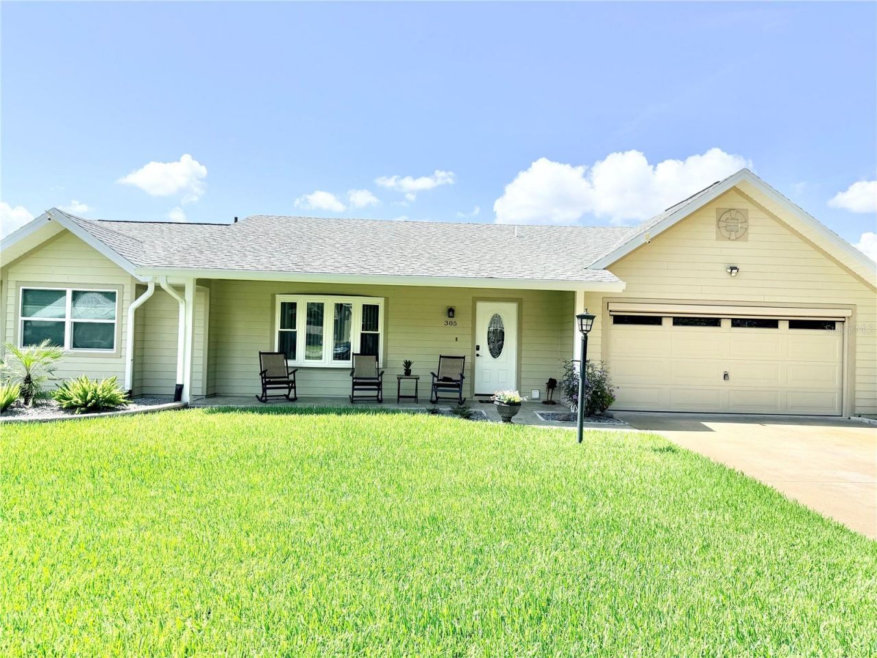 305 W Delaware Street, Tavares, FL 32778 Photo