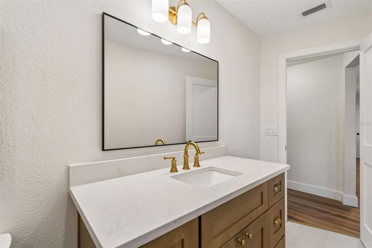 12805 Kimberly Oaks Circle, Largo, FL 33774 Photo