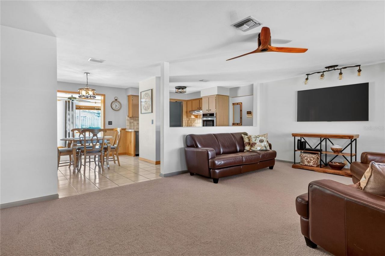 1707 Ridgeway Drive , Clearwater, FL 33755 Photo
