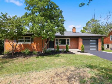 910 Crosshill Drive, Frankfort, KY 40601