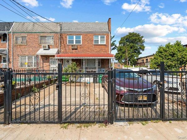 716 Hemlock Street , Brooklyn, NY 11208
