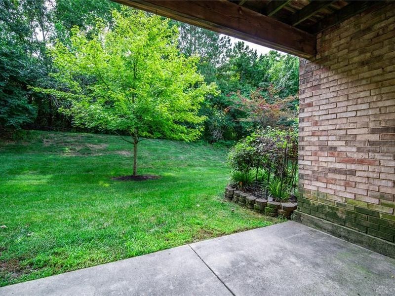665 Hidden Valley Court, Fairborn, OH 45324 Photo 32