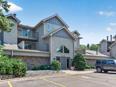 2150 Ridge Drive, Unit 36, Saint Louis Park, MN 55416