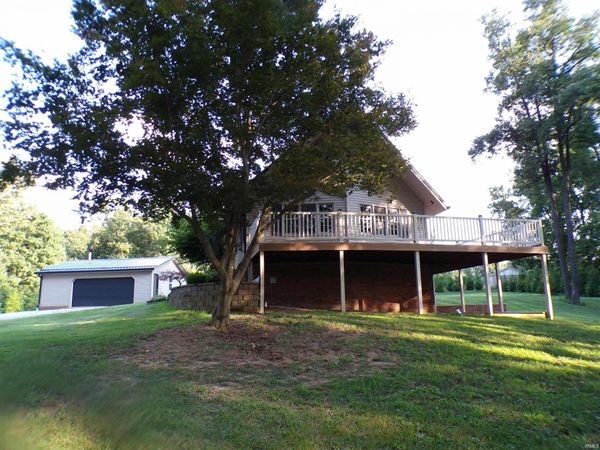 522 Dogwood Hill, Loogootee, IN 47553