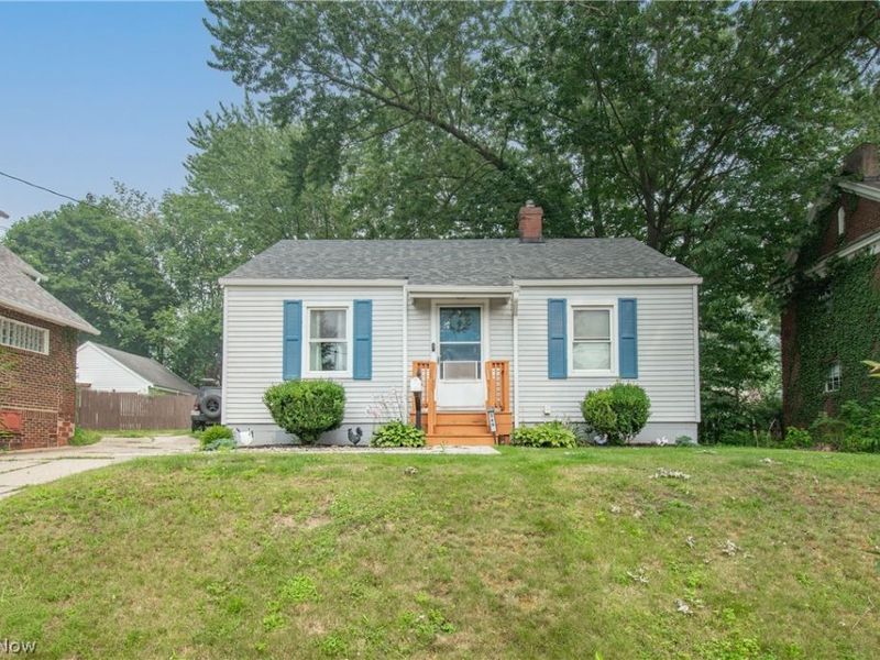 349 Morningview Avenue, Akron, OH 44305 Photo 1