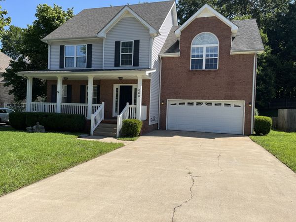 668 Winding Bluff Way , Clarksville, TN 37040