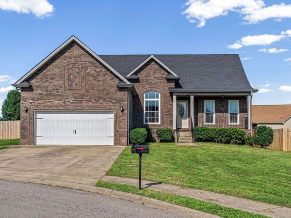 1795 Stone Hill Ct, Clarksville, TN 37042