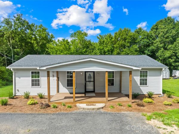 1029 Alexis High Shoals Road , Dallas, NC 28034