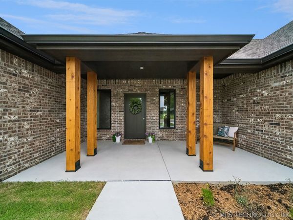 304 Barley Hill Road , Bartlesville, OK 74006