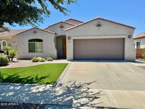 847 E LA COSTA Place, Chandler, AZ 85249