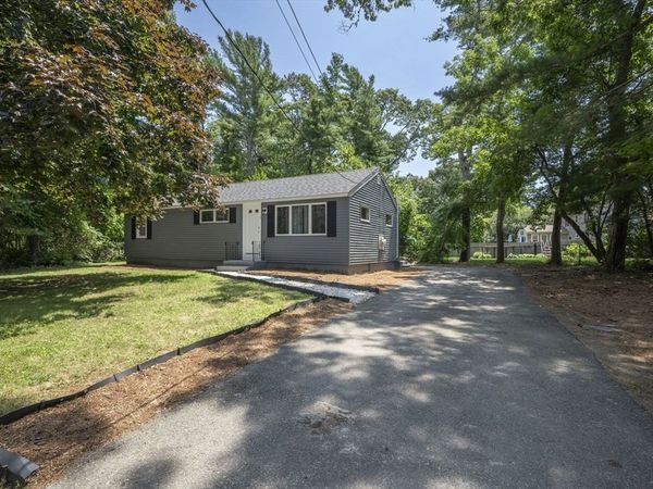 1 Arlington Rd, Wareham, MA 02571