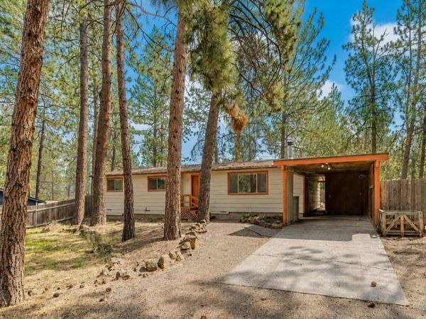 60866 Granite Drive, Bend, OR 97702