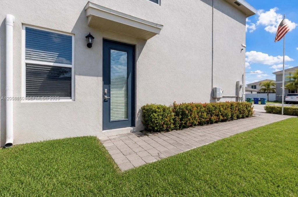 13235 SW 270th Ter, Homestead, FL 33032 Photo