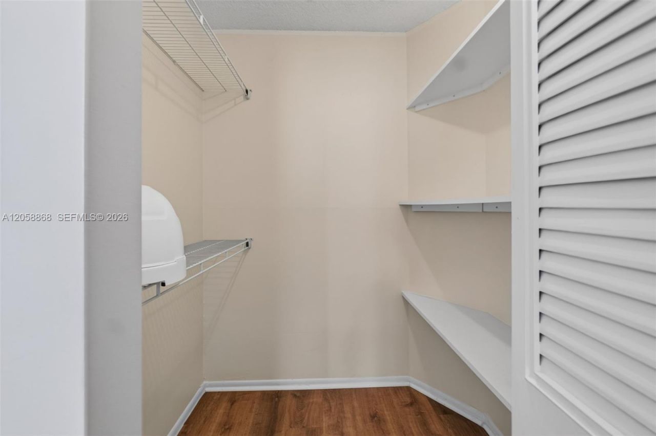 2900 NW 48th Ter , Unit 310, Lauderdale Lakes, FL 33313 Photo