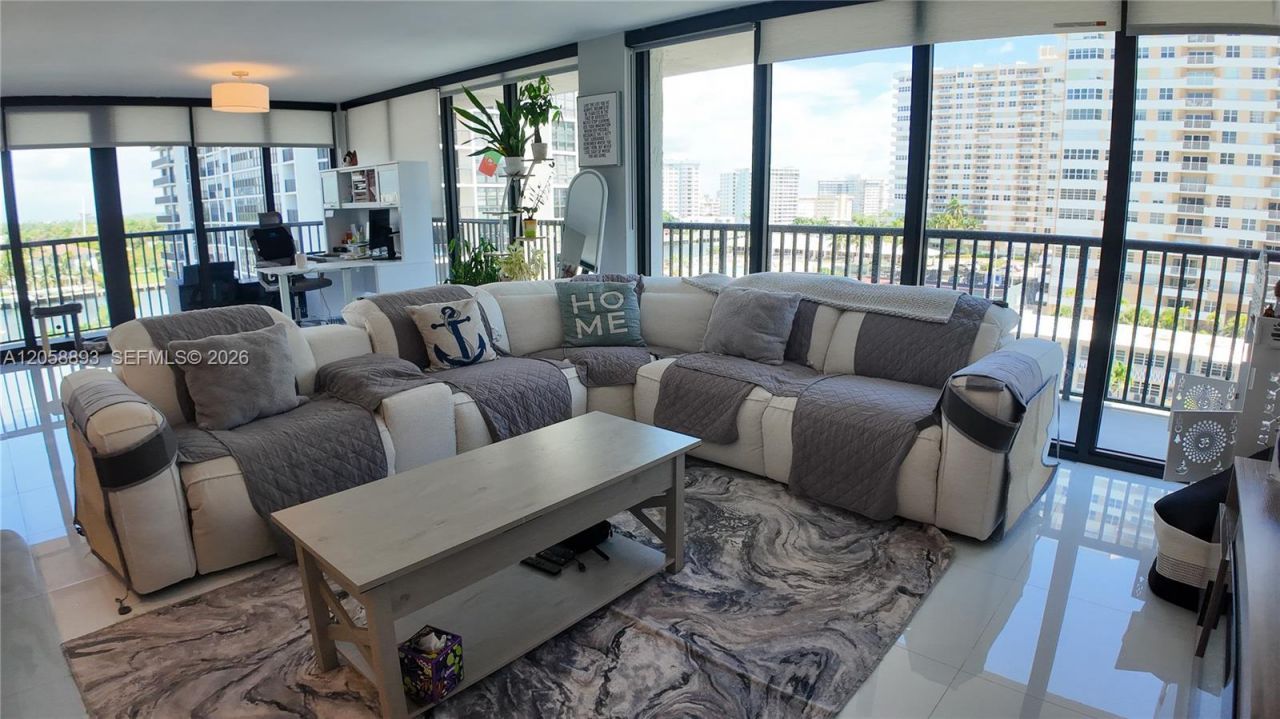 2049 S Ocean Dr, Unit 702, Hallandale Beach, FL 33009 Photo