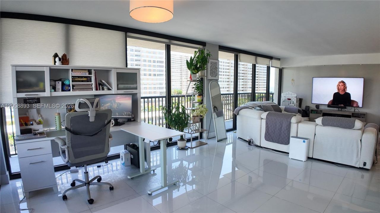 2049 S Ocean Dr, Unit 702, Hallandale Beach, FL 33009 Photo