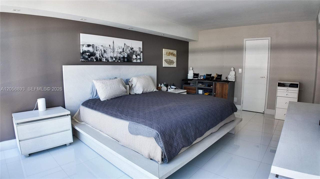 2049 S Ocean Dr, Unit 702, Hallandale Beach, FL 33009 Photo