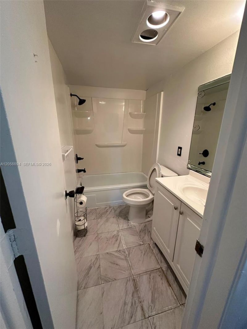 2571 Aragon Blvd , Unit 317, Sunrise, FL 33322 Photo