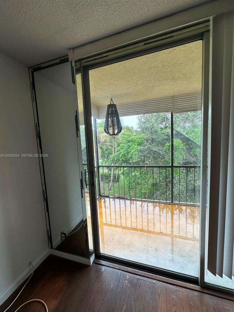2571 Aragon Blvd , Unit 317, Sunrise, FL 33322 Photo