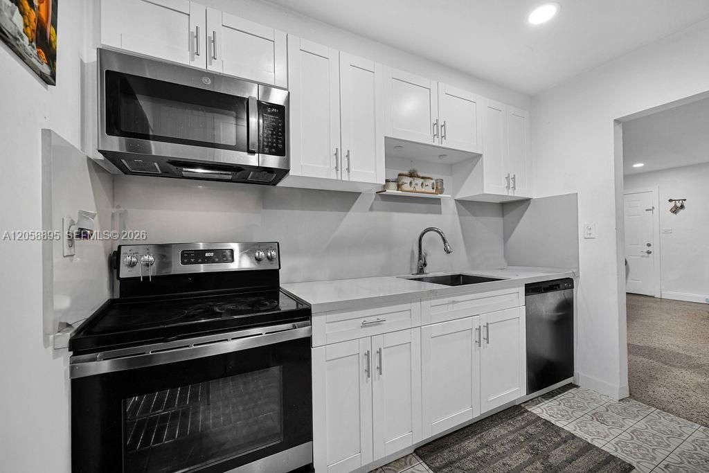 2925 NW 63rd St , Miami, FL 33147 Photo