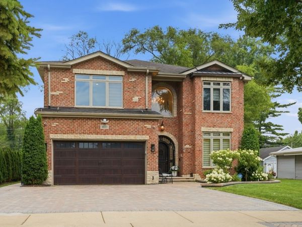 4621 Lilac Avenue , Glenview, IL 60025