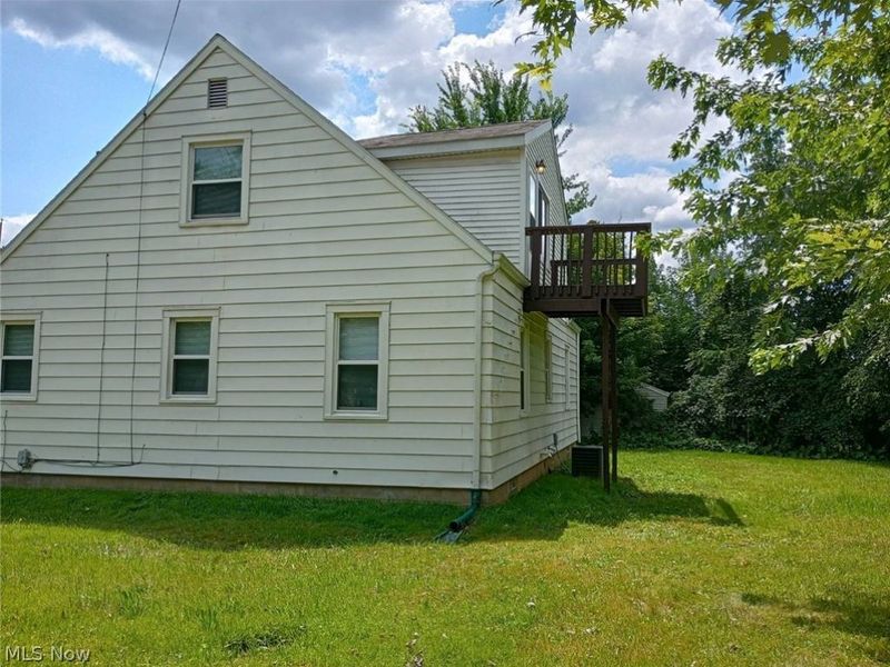 900 Ardella Avenue, Akron, OH 44306 Photo 3