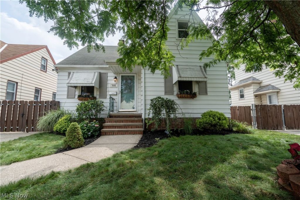 3193 W 139th Street, Cleveland, OH 44111 Main Photo