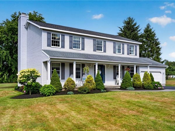 6331 Hidden Meadow Drive , Marcy, NY 13403