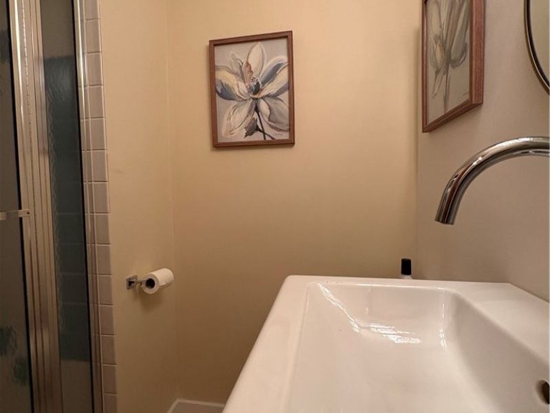 1703 Chelmsford Road, Cuyahoga Heights, OH 44124 Photo 15