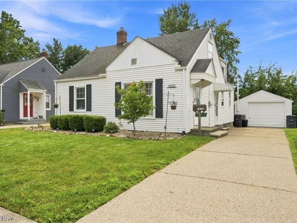 1632 Rockford Street , Akron, OH 44301