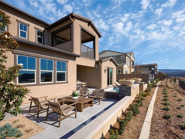 541 Corkscrew Road , Rancho Mission Viejo, CA 92694