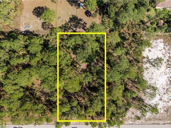 1610 Williams AVE, LEHIGH ACRES, FL 33972