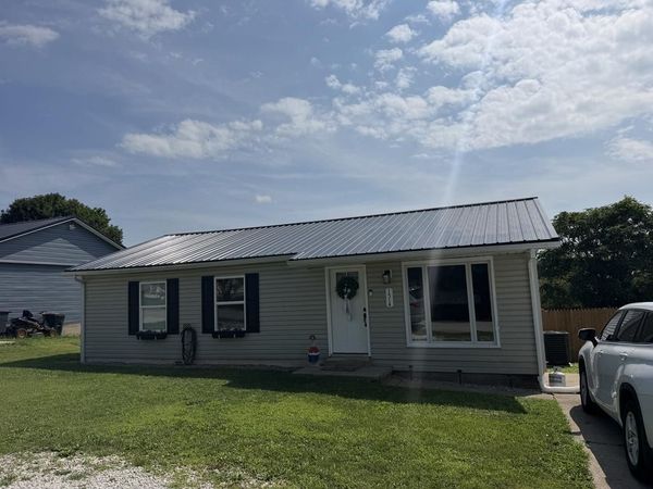 1514 Valoria, Flatwoods, KY 41139