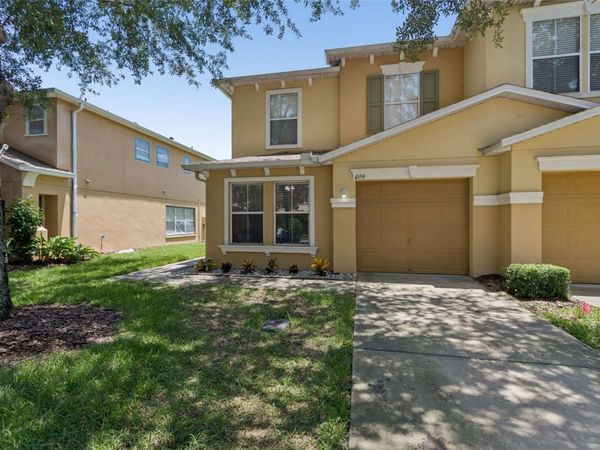 4559 LIMERICK DRIVE , TAMPA, FL 33610