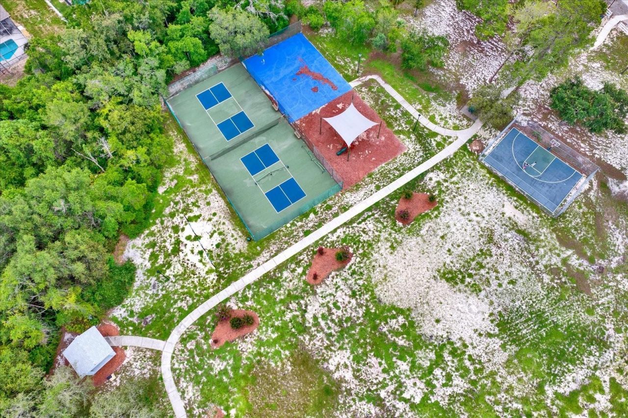 7488 River Country Drive , Weeki Wachee, FL 34607 Photo