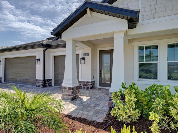 1684 LUGANO CIRCLE , NOKOMIS, FL 34275