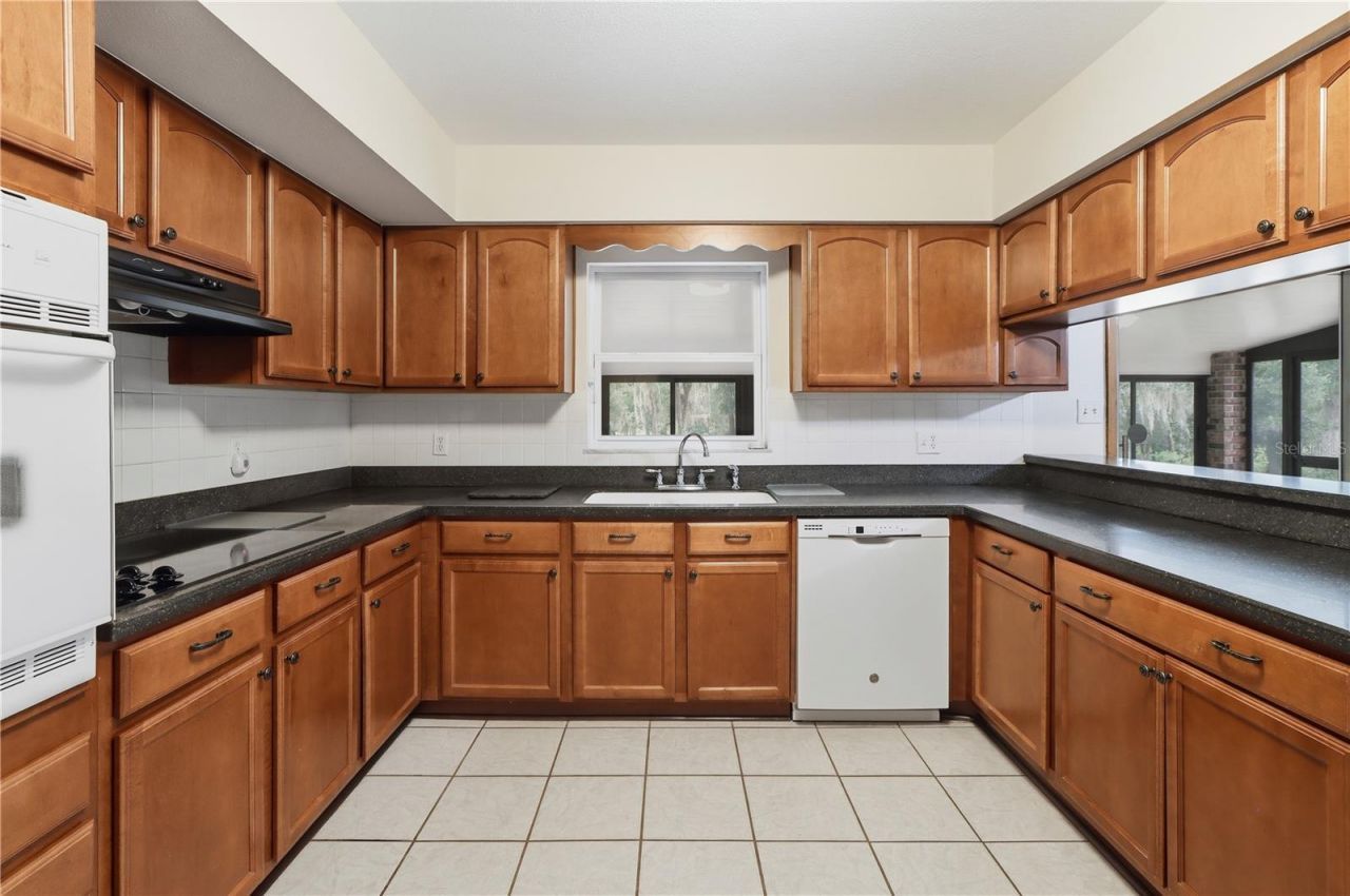 5025 Baseball Pond Road, Brooksville, FL 34602 Photo