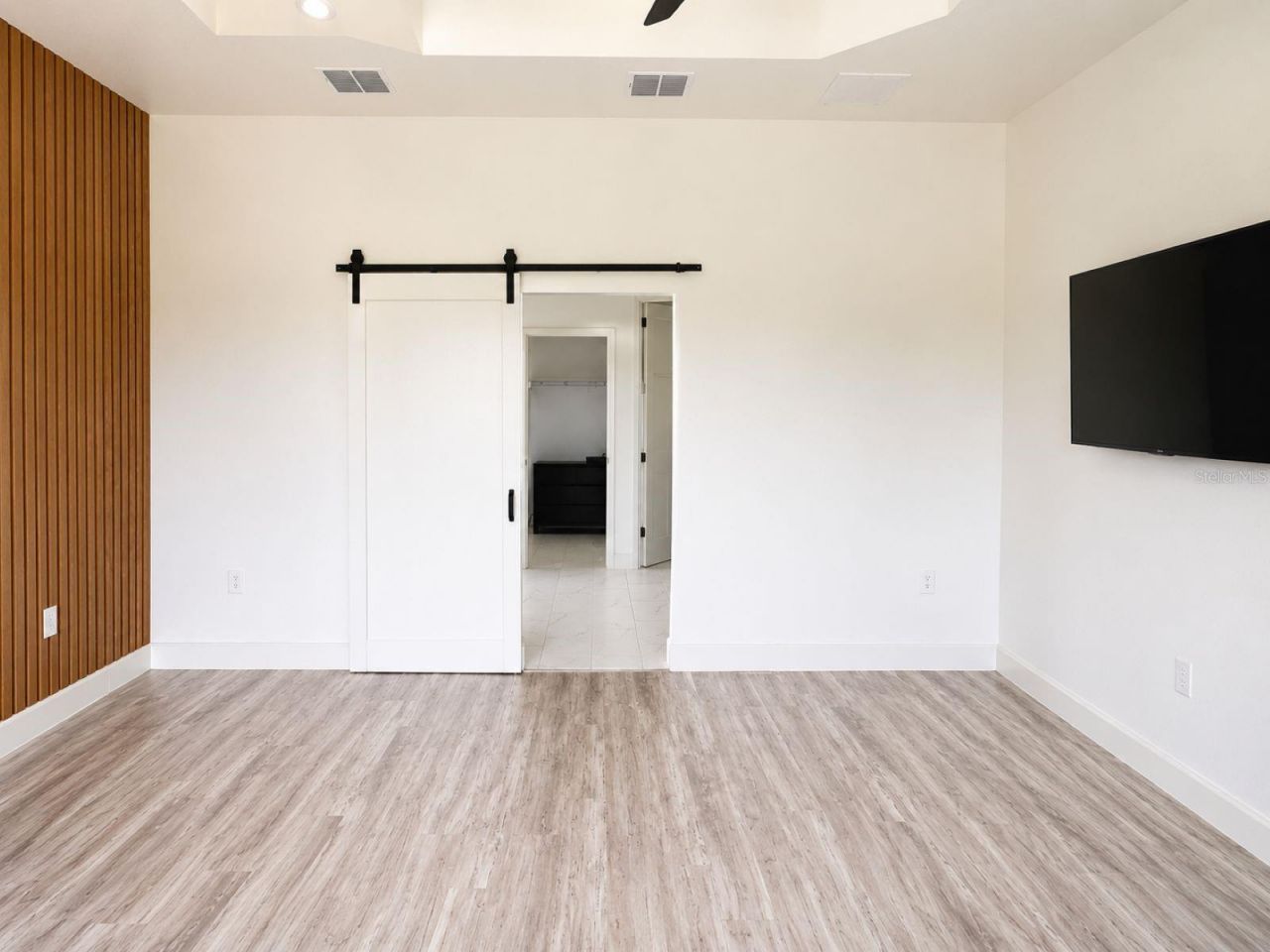 29121 Can Do Lane , Tavares, FL 32778 Photo