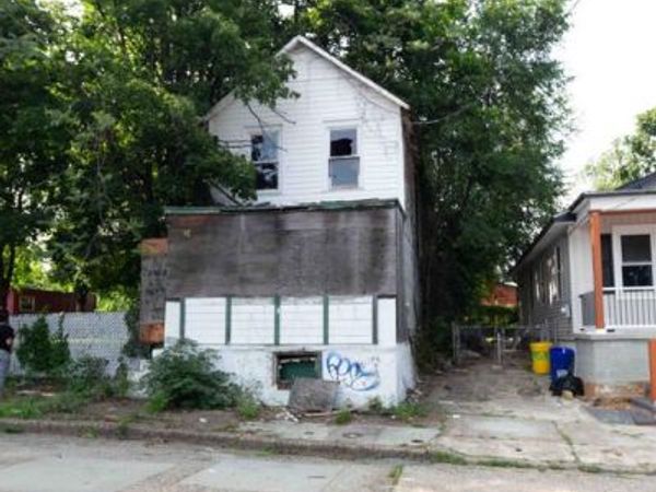 2835 TYLER STREET, CAMDEN, NJ 08105