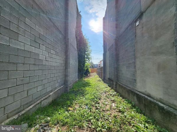 1709 N CAROLINE STREET , BALTIMORE, MD 21213