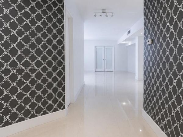 825 Brickell Bay Dr , Unit 1151, Miami, FL 33131