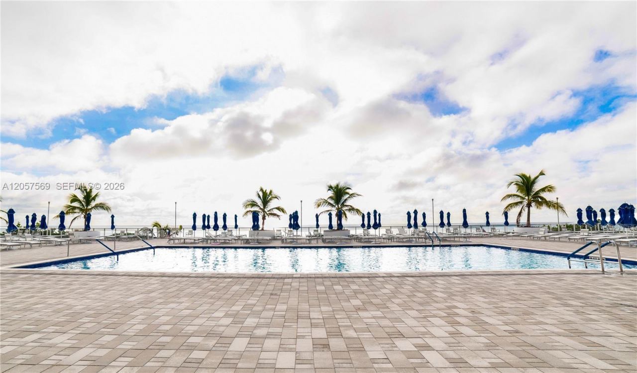 1904 S Ocean Dr, Unit 1803, Hallandale Beach, FL 33009 Photo