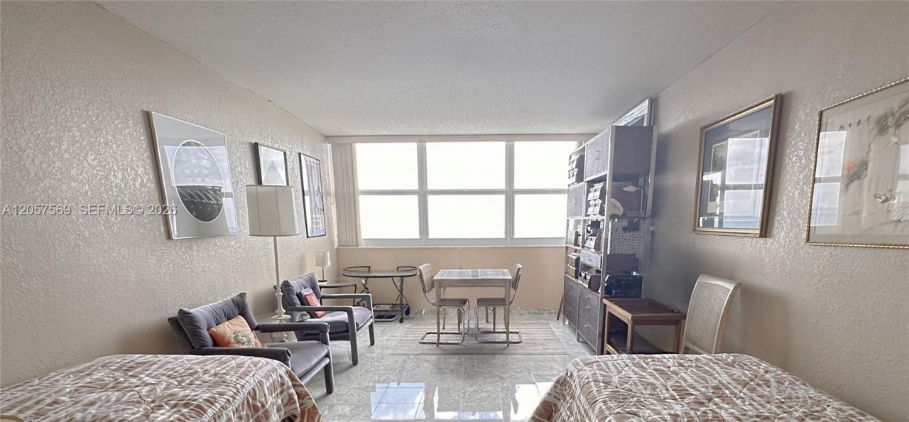 1904 S Ocean Dr, Unit 1803, Hallandale Beach, FL 33009 Photo
