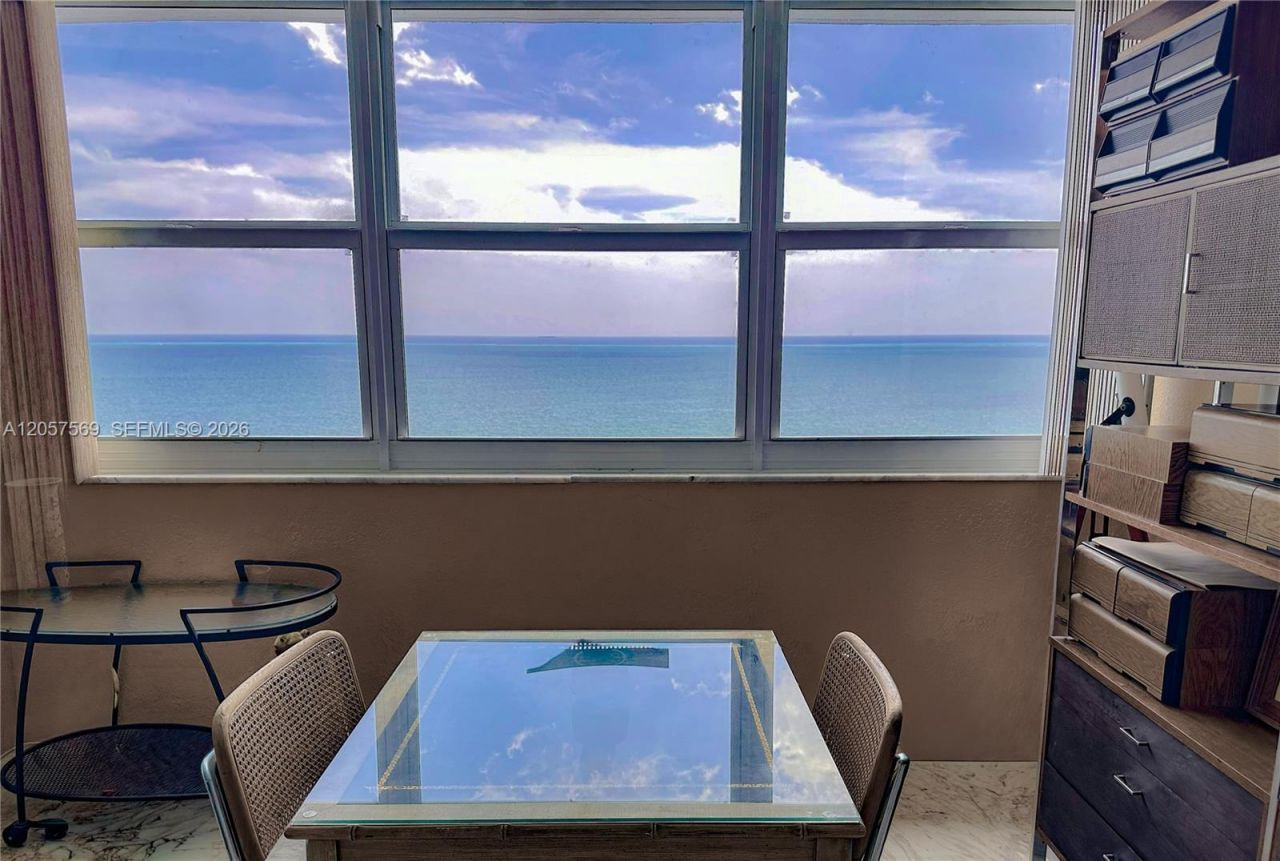 1904 S Ocean Dr, Unit 1803, Hallandale Beach, FL 33009 Photo
