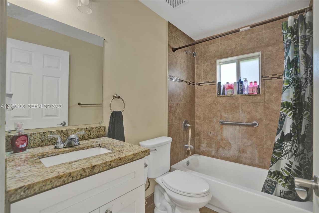 2820 NW 4th St, Pompano Beach, FL 33069 Photo