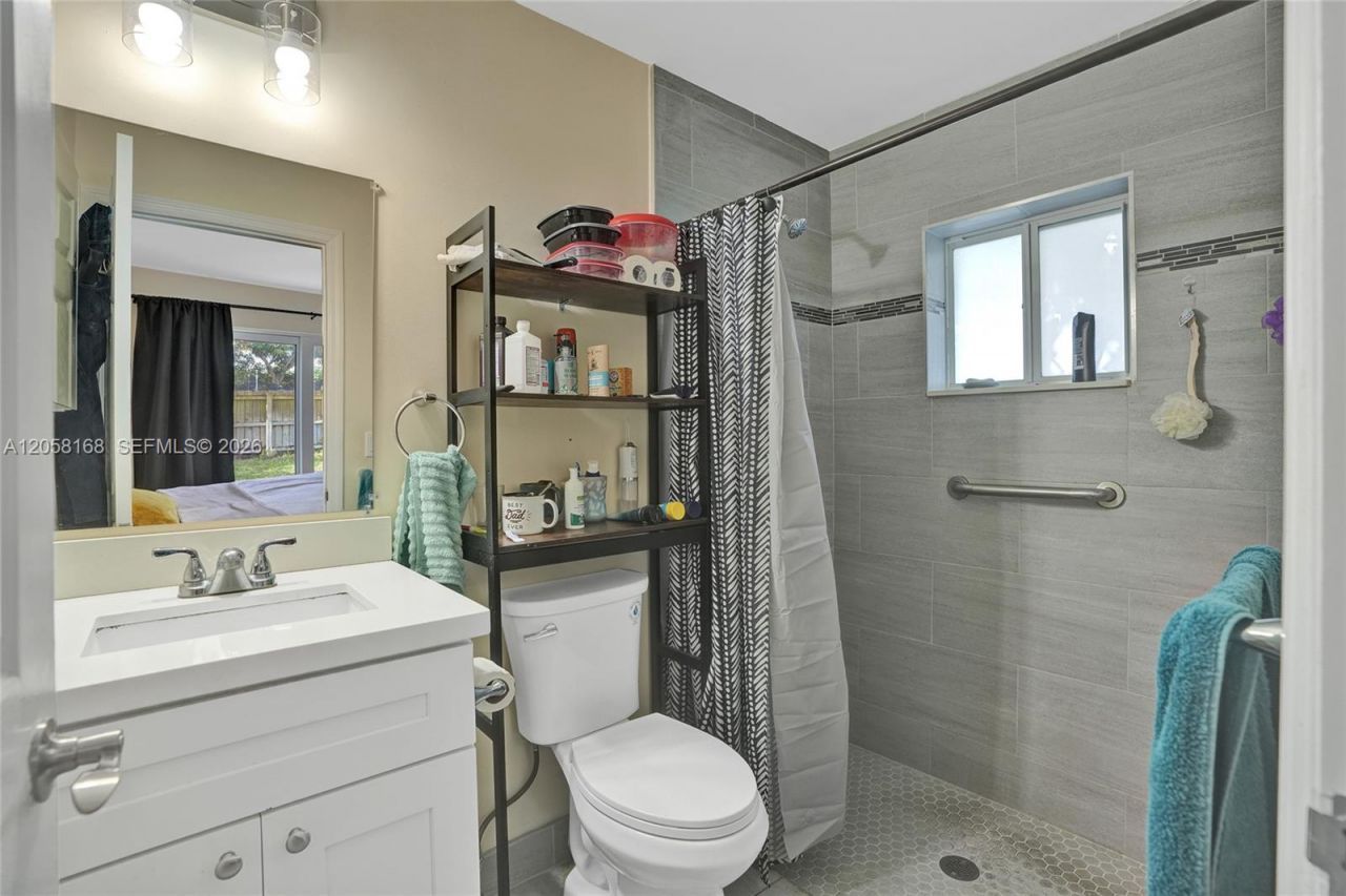 2820 NW 4th St, Pompano Beach, FL 33069 Photo