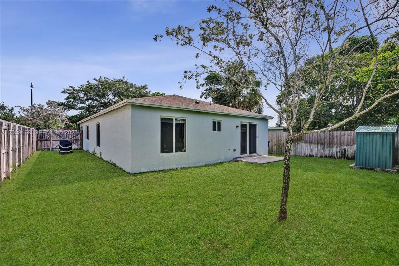 2820 NW 4th St, Pompano Beach, FL 33069 Photo