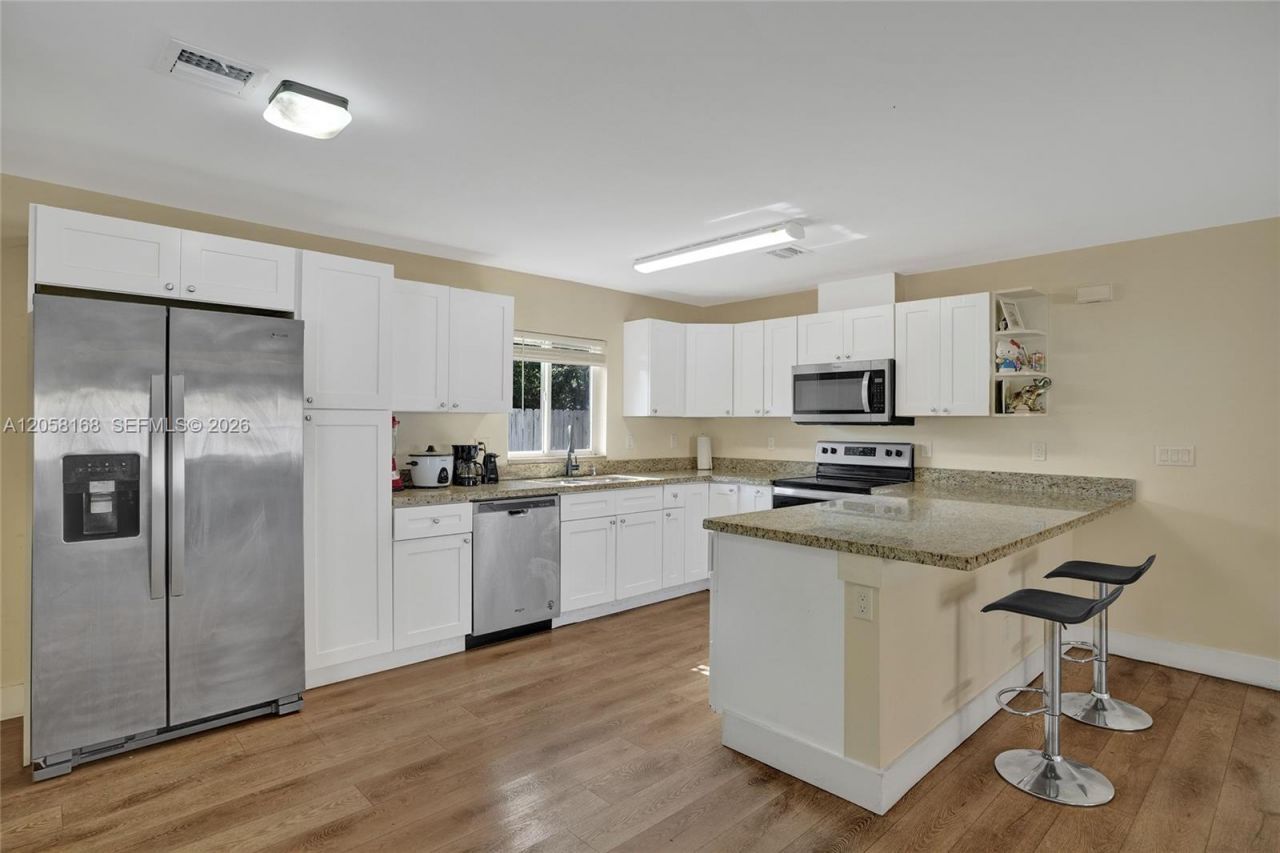 2820 NW 4th St, Pompano Beach, FL 33069 Photo