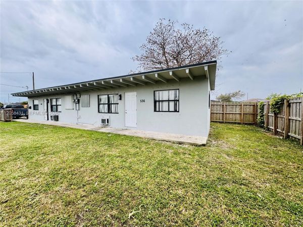 536 SW 6th Ter, Homestead, FL 33030