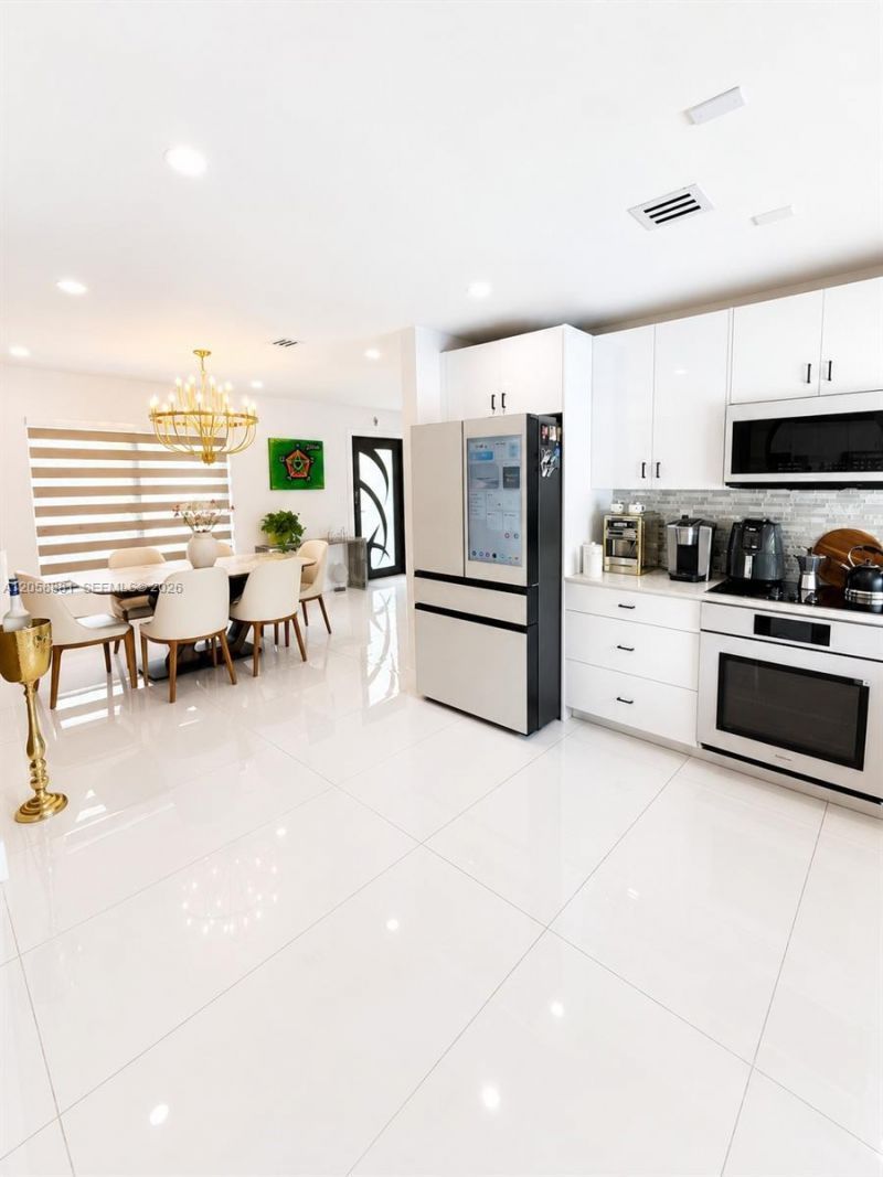 10364 Fairway Heights Blvd, Miami, FL 33157 Photo